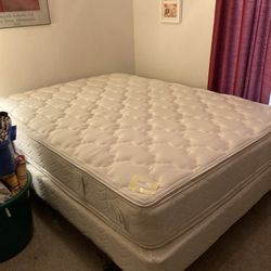 Queen & King Mattresses Great Shape 