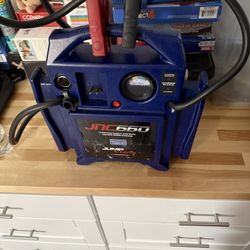 Jump Box / Battery Charger