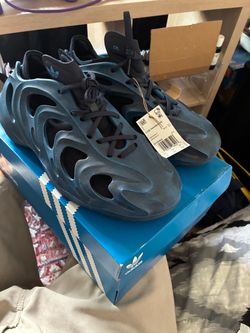 Adidas Adifom Q Sneakers with Box