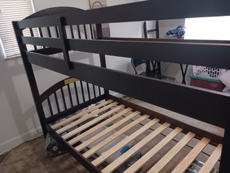 Bunk bed