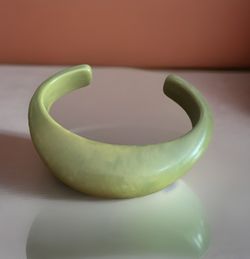 Vintage Olive Green Bakelite Cuff Bangle Bracelet