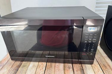 Samsung 1.9 CU FT 950 watt Countertop Microwave
