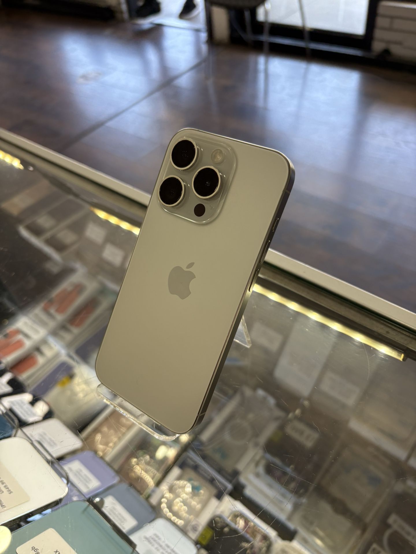iPhone 15 Pro 1TB Unlocked