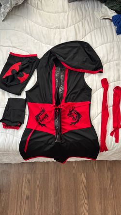 Women’s dragon Ninja Costume Large Fashion Nova