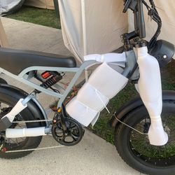 NEW BLUVALL  ELECTRIC  BIKES