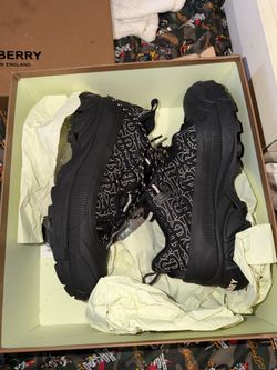 Burberry men