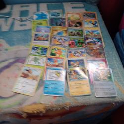 26 Pokémon Cards