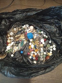 Jewelry and precious stones