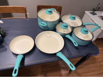 Kitchenware for sale