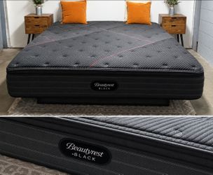Like New King Size Beautyrest Black Luxury Mattress