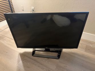LG 42” 1080p LED TV w/ 3D (42LM5800) – Works Great