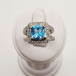 14k Gold Blue Topaz And Diamond Ring