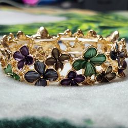 Handmade Oil Drop Floral Alloy Bracelet
