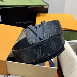 Louis Vuitton Black Belt New 