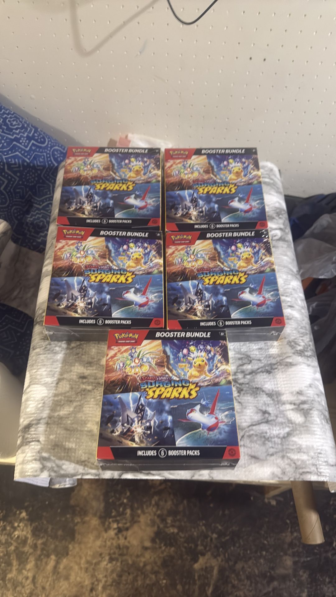 Pokémon Surging Sparks Booster Bundle(Retail Version)