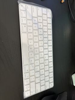 Magic Keyboard