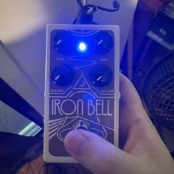 Mojo Hand FX IRON BELL Effect Pedal