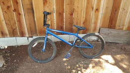 Haro 200.1 bmx bike