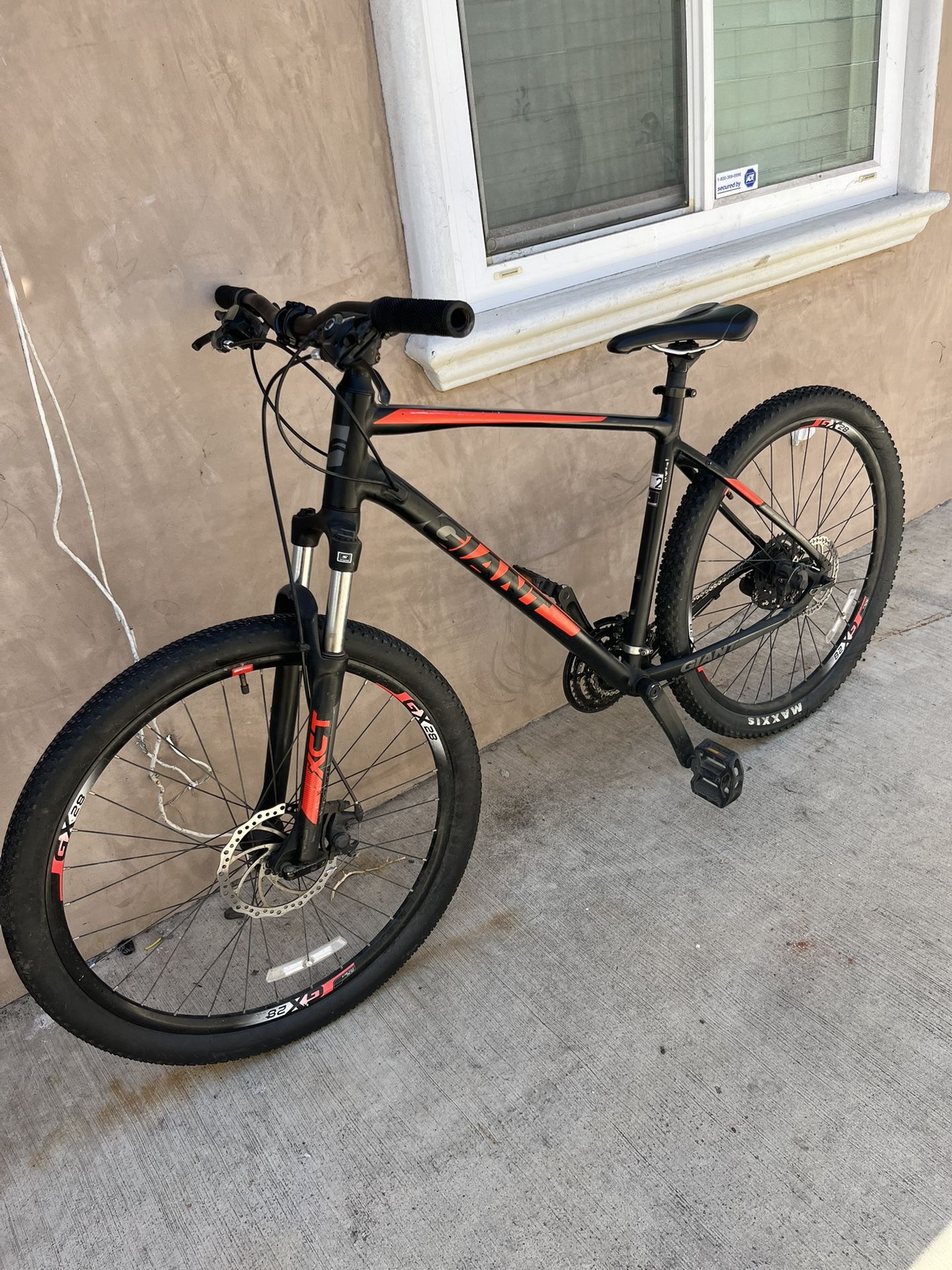 Giant Mountain Bike