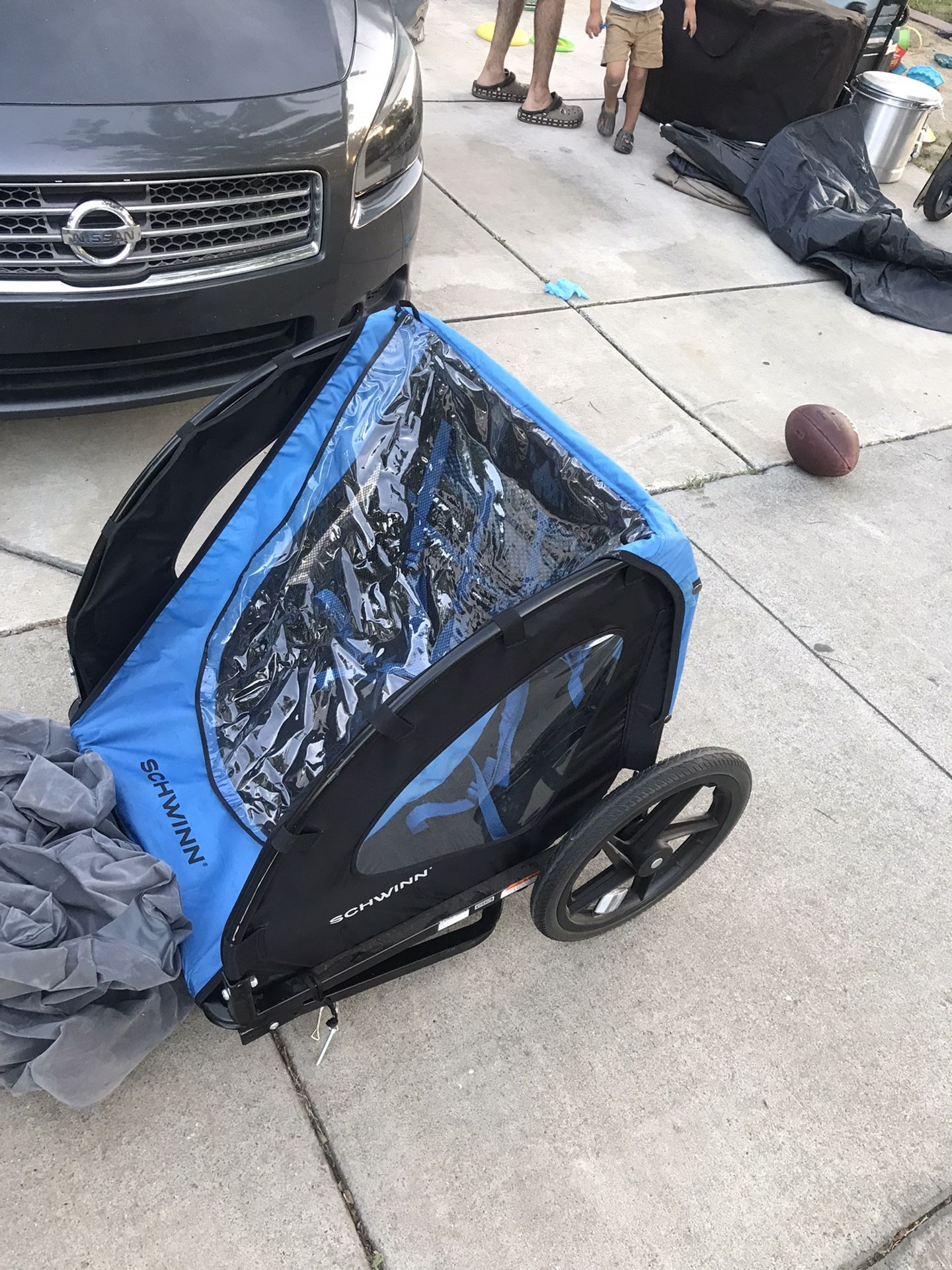 Schwinn Shuttle Bicycle Trailer 