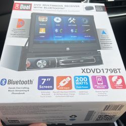 Car DVD Multimedia Receiver  With Bluetooth 