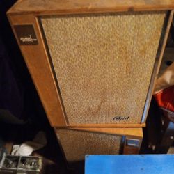 Really Old Pair Akai Speakers 50 Bucks Cash