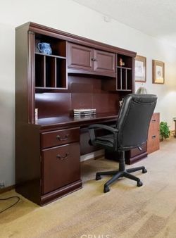 FREE Desk with Hutch