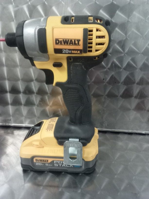 Pair(2) DeWalt Impact Drills With Battery And Charger! Works Great