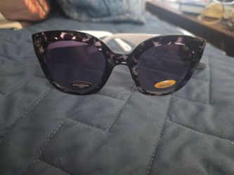 Pugs Cat Eye Sunglasses with UV Protection