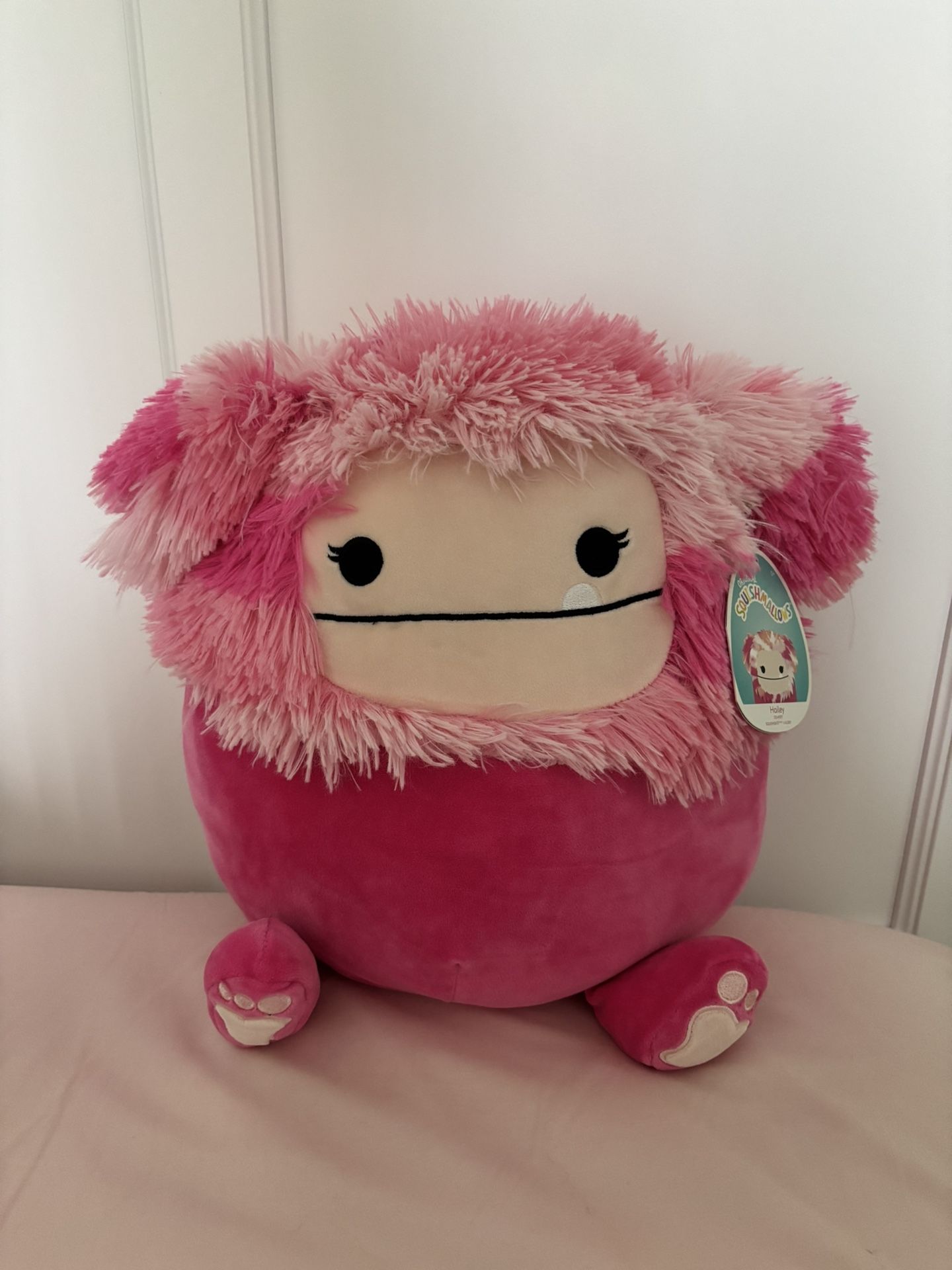 Hailey Pink Big Foot