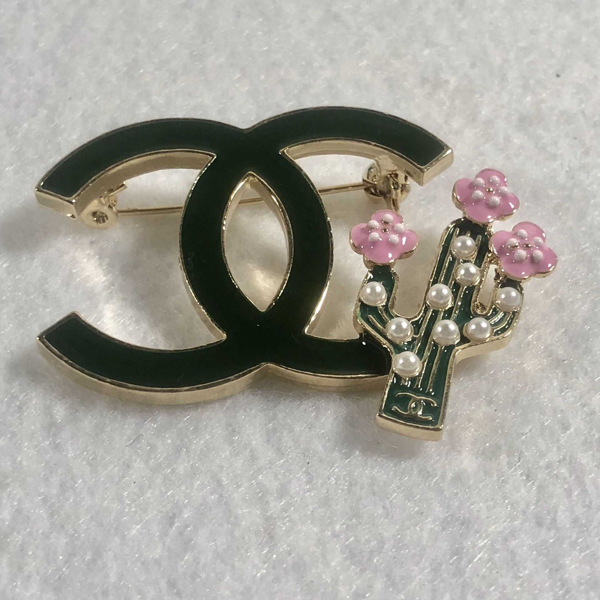 Chanel Brooch CC Cactus Jewelry for Sale in Fort Myers, FL - OfferUp