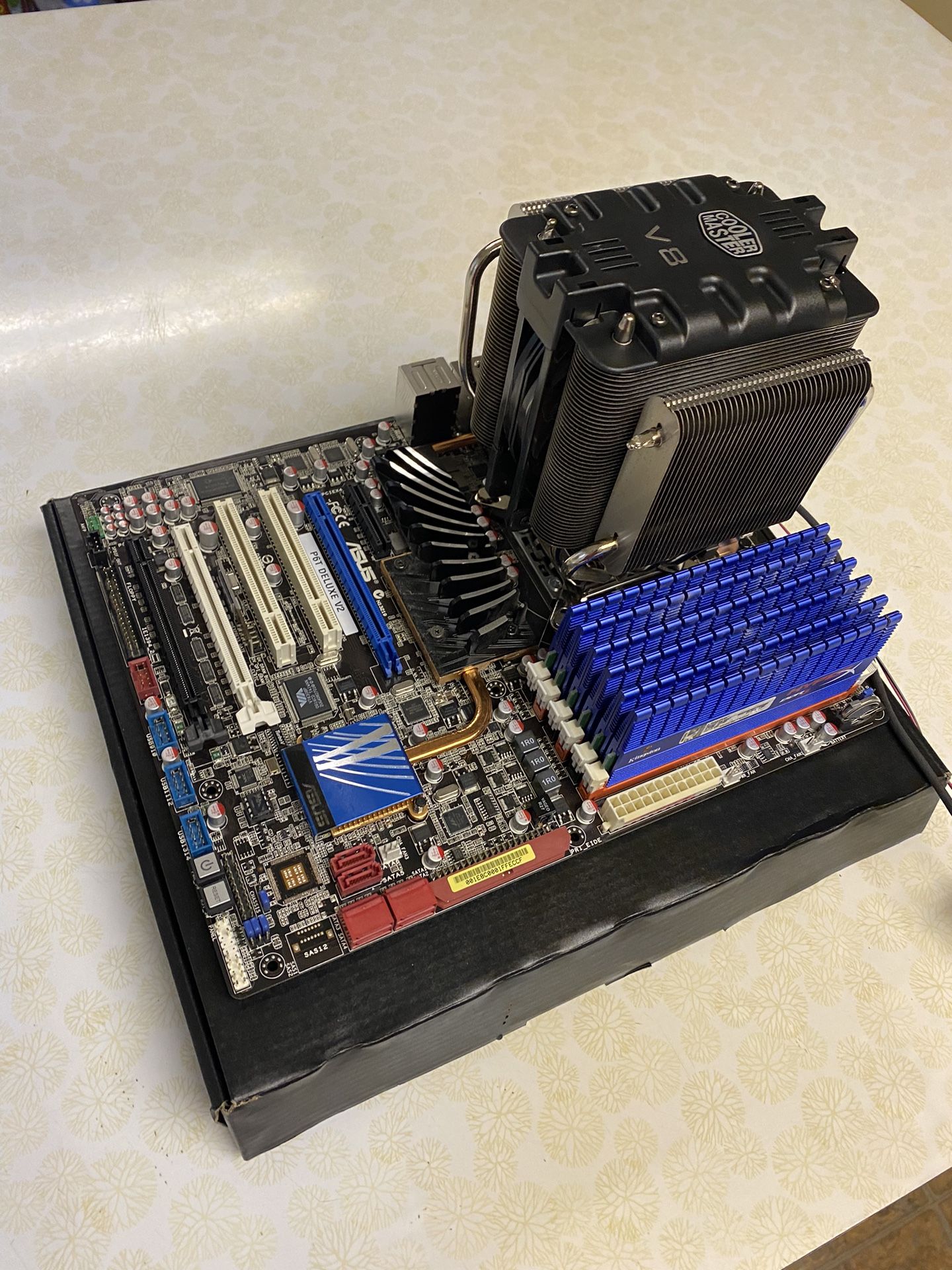 ASUS P6T Deluxe LGA 1366 Motherboard Combo