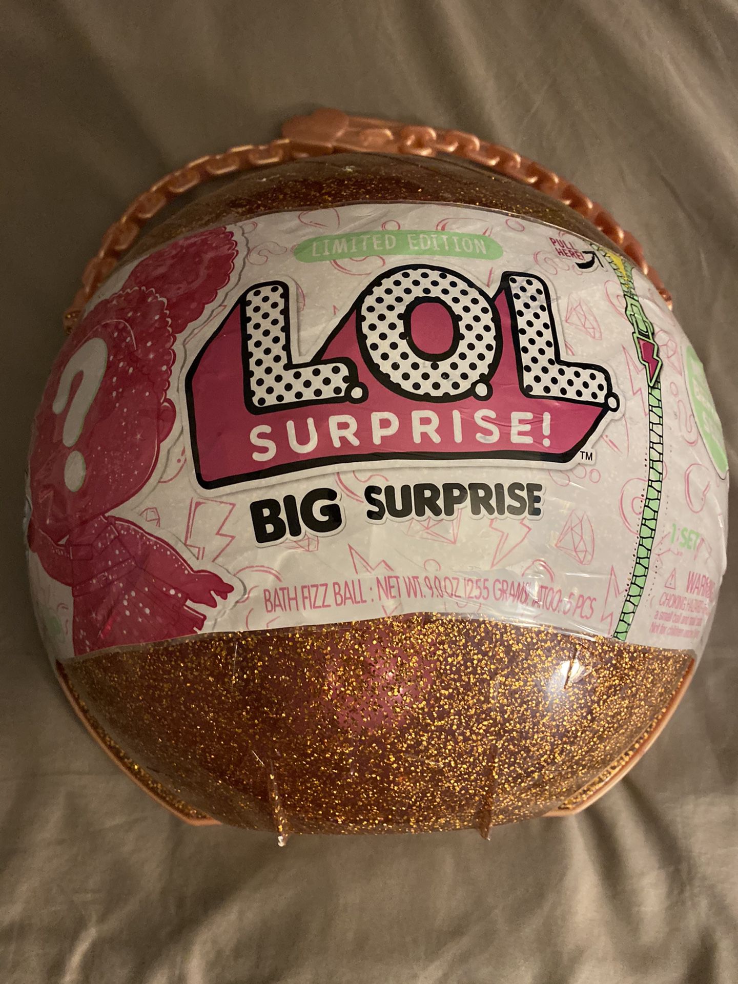 L.O.L. Big Surprise Gold Limited Edition Authentic