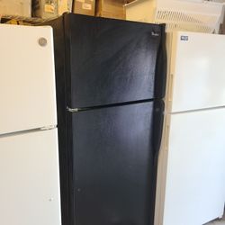 Black Fridge.   Delivery Possible 