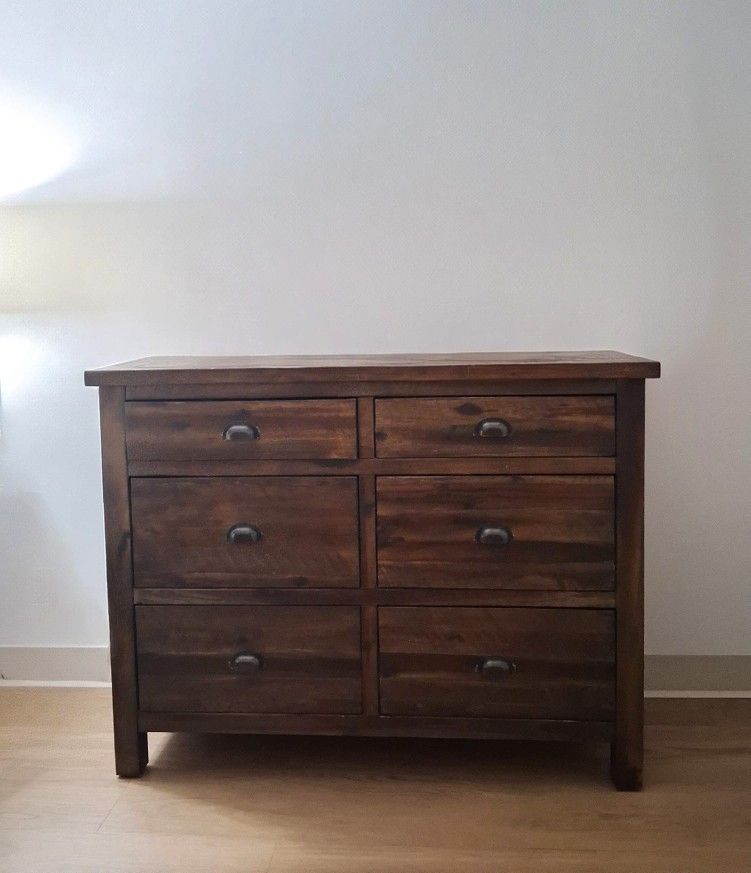 Ameriwood Home Farmington 6-Drawer Dresser - Weathered Oak