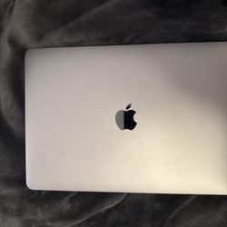 MacBook Air 13 