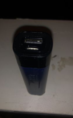 Portable charger 10$