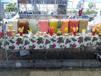 Aguas frescas y taquisa