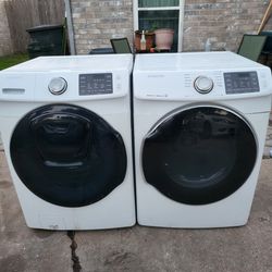 Samsung Electric Dryer And Washer Set 