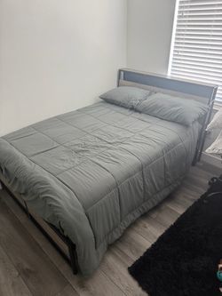 Full Size Bed