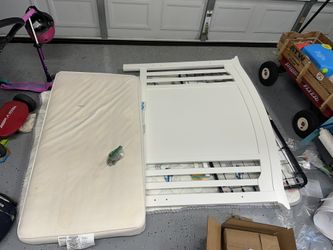 Crib/Toddler Bed