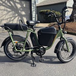 RadRunner 2 Electric Bike With Accessories
