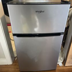 Small Refrigerator $100