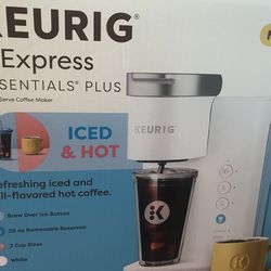 Keurig  k express essential  plus iced & hot  coffee machine