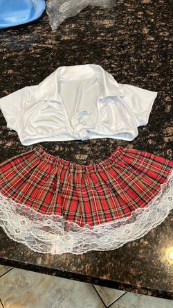 Tiny blouse & mini skirt Halloween Outfit