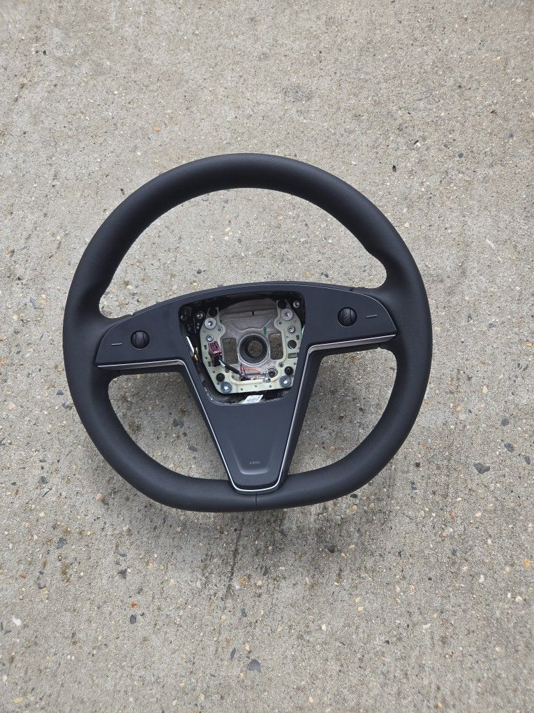 Tesla Stearing Wheel Brand New Never Used