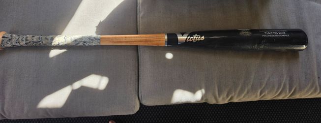 Victus Wood Baseball Bat