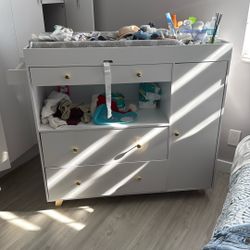 Changing table