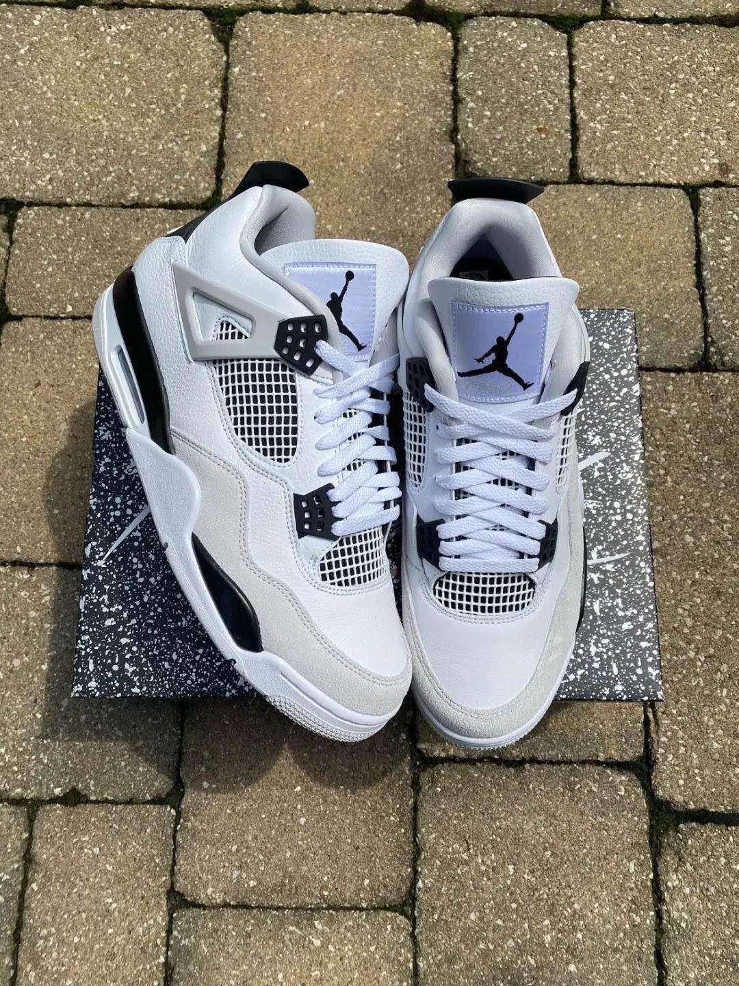 Air Jordan 4 Women’s Shoes Size 6.5