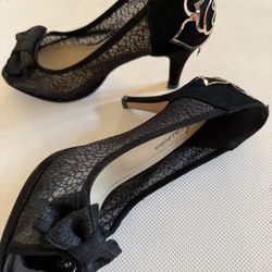 Black Lace High Heels 